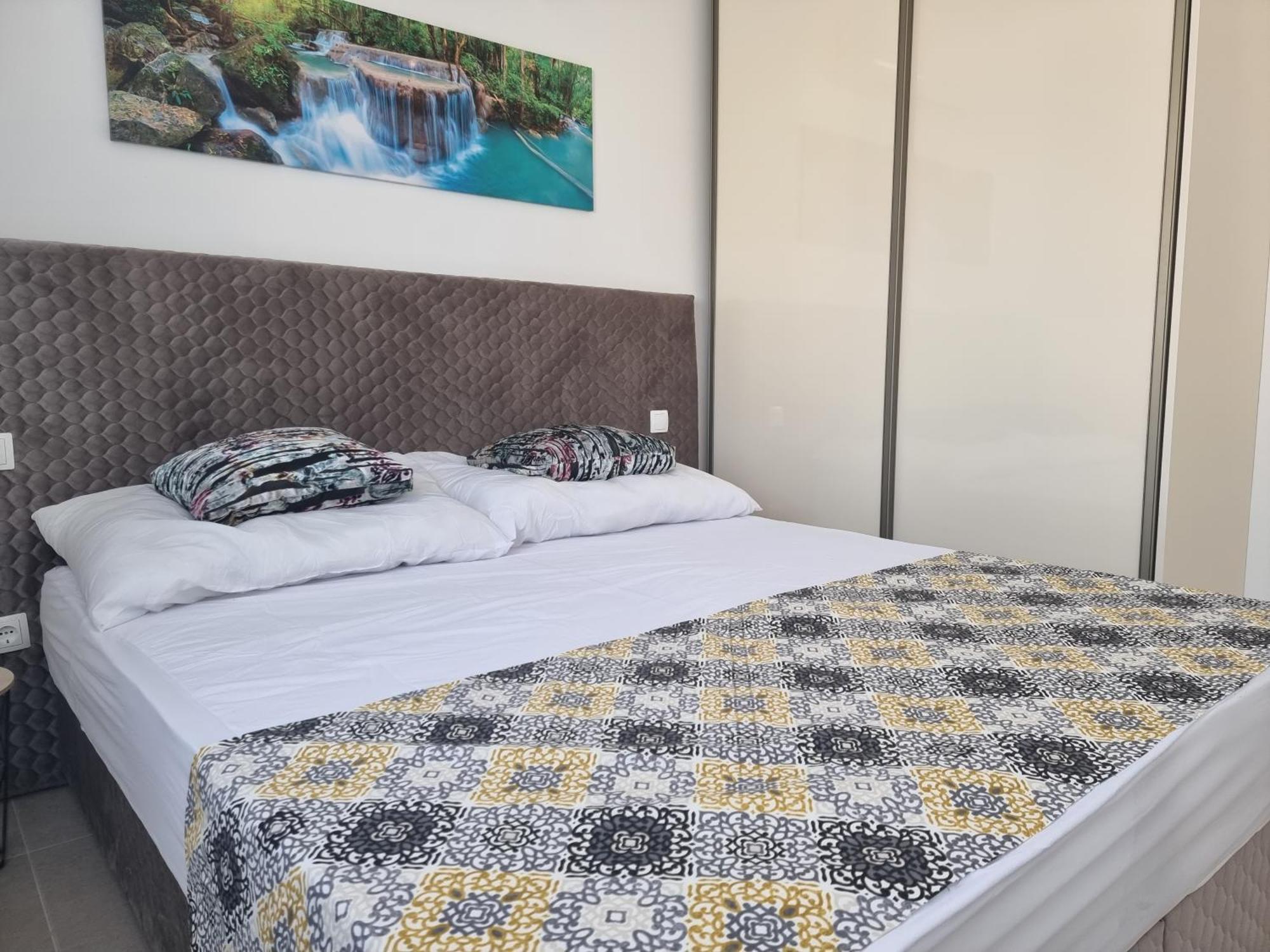 Villa Shark Deluxe Novalja Phòng bức ảnh